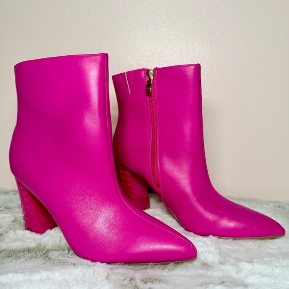 * Berness Hot Pink Ankle Boot W/Pointed Toe & Block Textured Pattern 31/2" Heel - Picture 1 of 8
